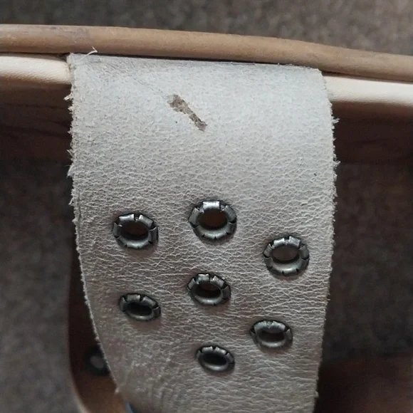 Cute Flat Italian Leather Sandals Zip in back - Picture 5 of 6